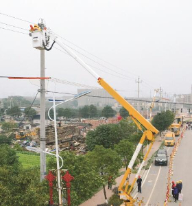 帶電作業(yè)車(chē)出租